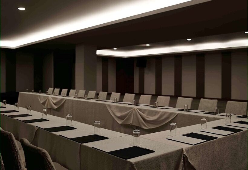 فندق Pullman Kuching