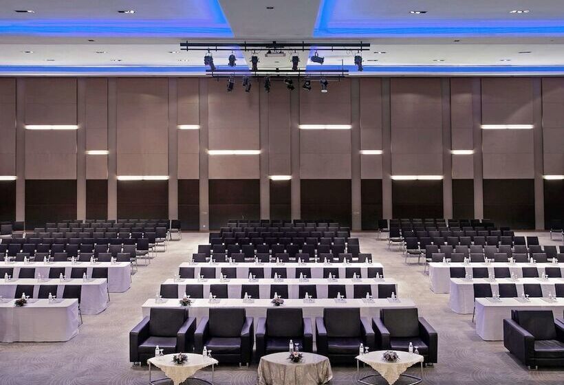 فندق Pullman Kuching