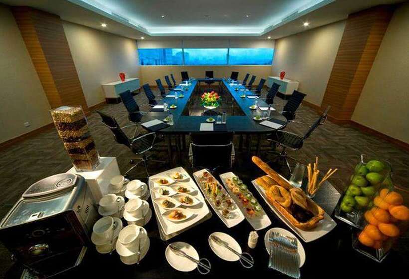 فندق Pullman Kuching