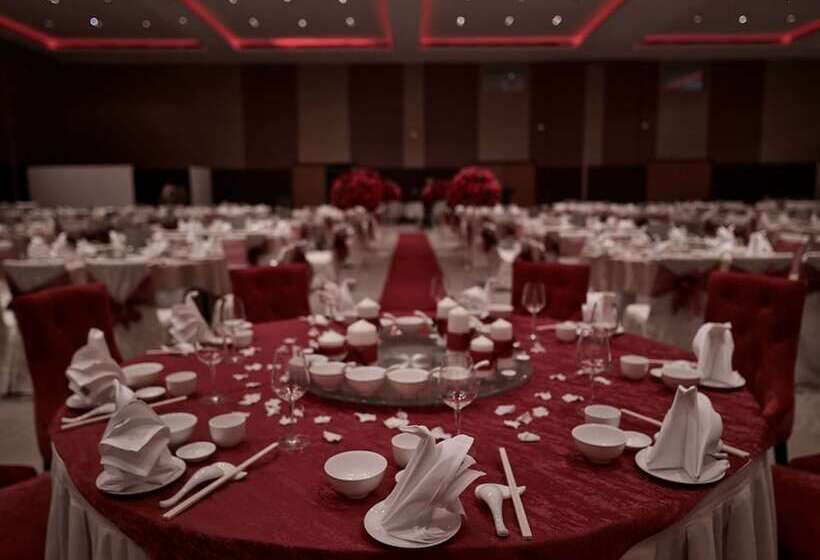 فندق Pullman Kuching