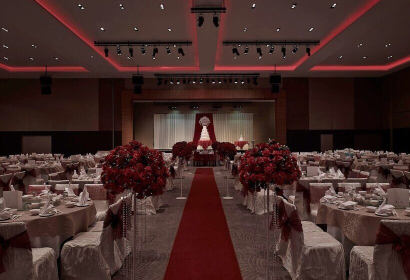 فندق Pullman Kuching