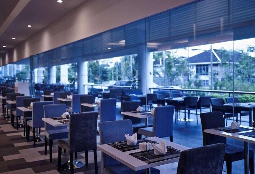 فندق Pullman Kuching