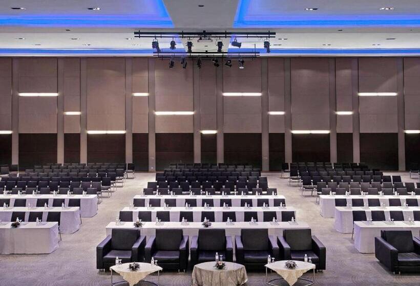 فندق Pullman Kuching