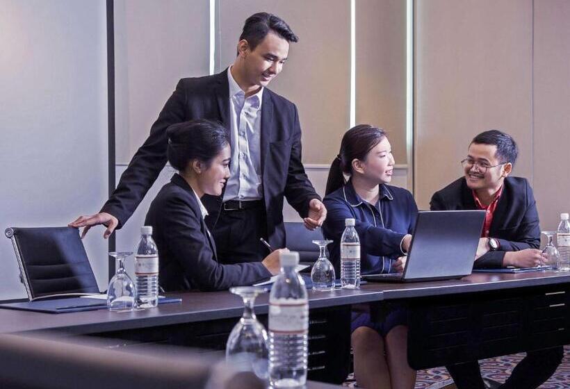 فندق Pullman Kuching