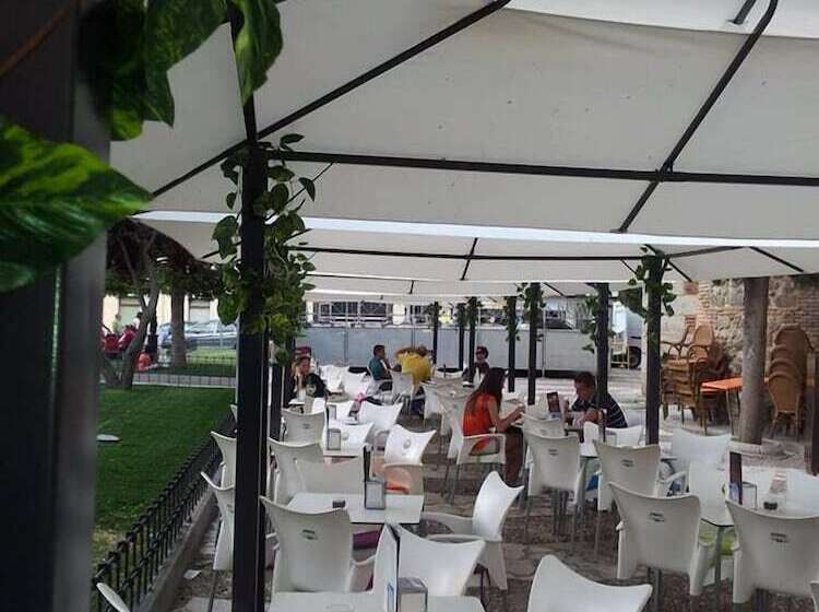 فندق Real De Illescas