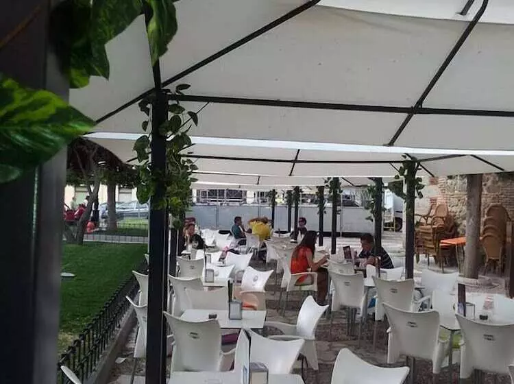 Отель Real De Illescas