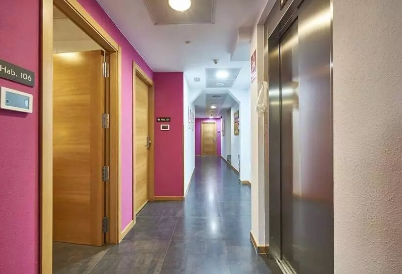 Отель Real De Illescas