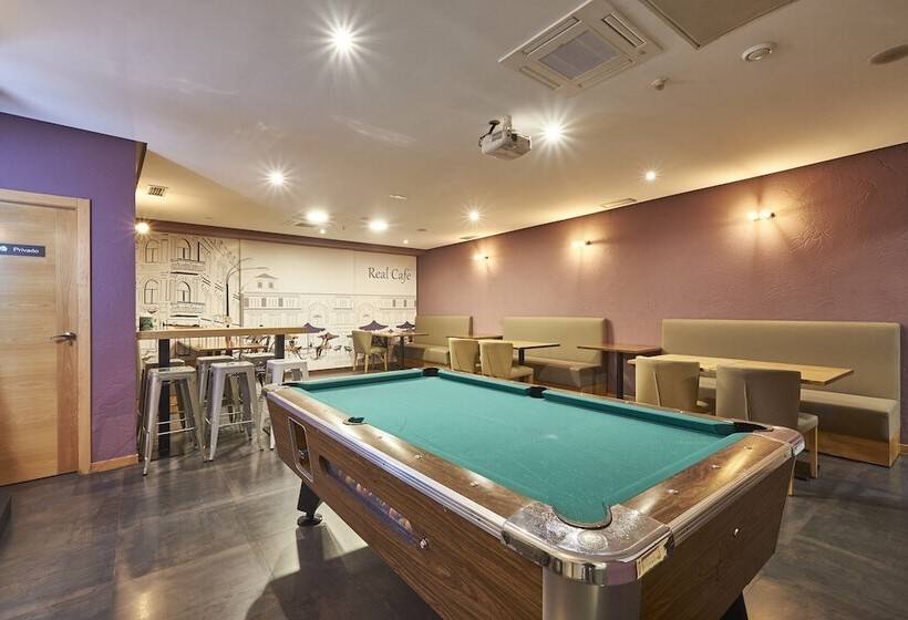 فندق Real De Illescas