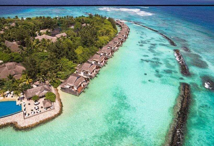 هتل Taj Coral Reef Resort & Spa