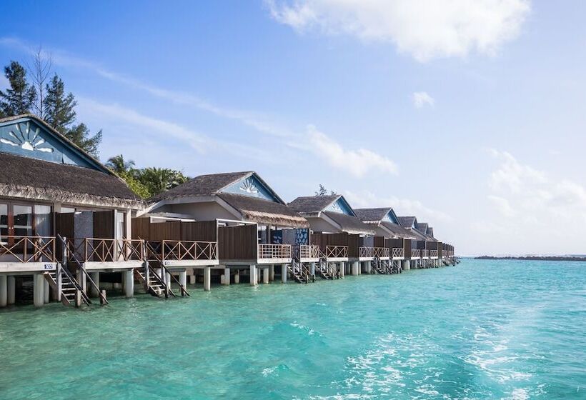 هتل Taj Coral Reef Resort & Spa