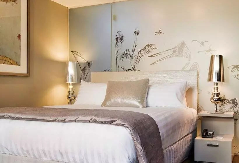 Hotel The Olsen Melbourne  Art Series