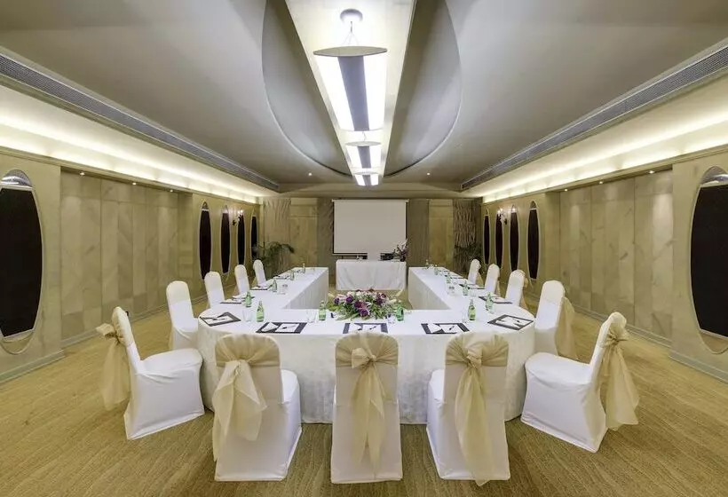 هتل The Zuri Whitefield, Bangalore