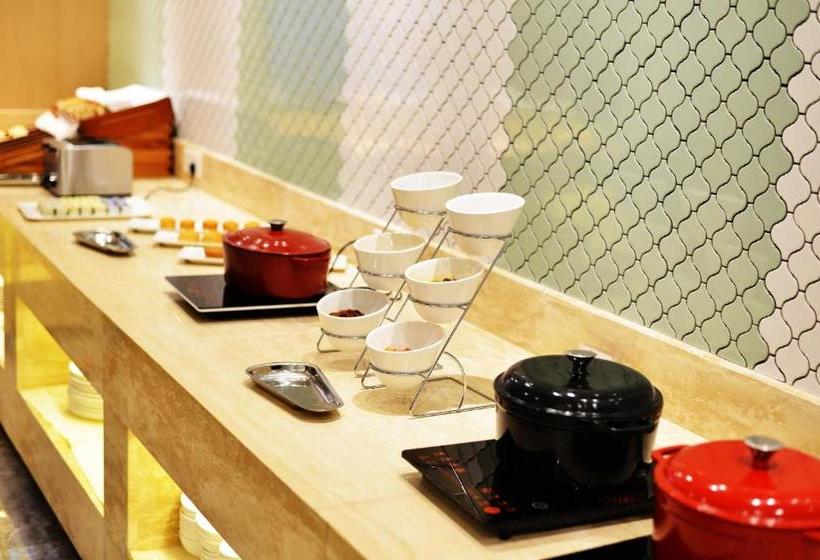 ホテル Jinjiang Metropolo Qingdao Donghai Middle Road Branch