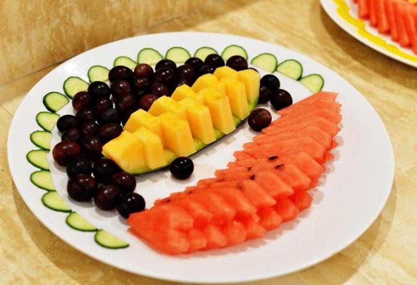 ホテル Jinjiang Metropolo Qingdao Donghai Middle Road Branch