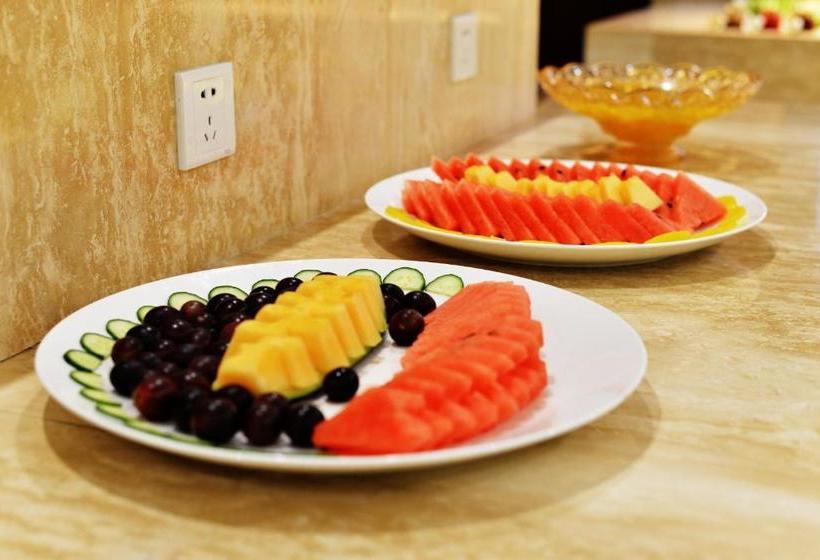 ホテル Jinjiang Metropolo Qingdao Donghai Middle Road Branch