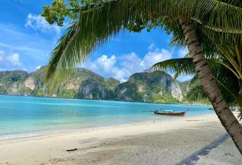 Phi Phi Villa Resort Sha Extra Plus