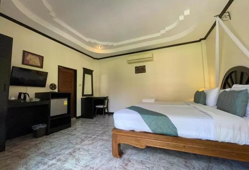 Phi Phi Villa Resort Sha Extra Plus