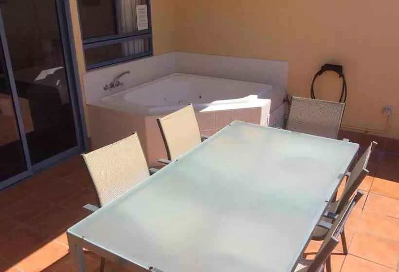 Portobello Resort Apartments