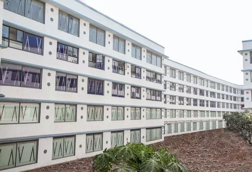 Treebo Tryst Royal Palm