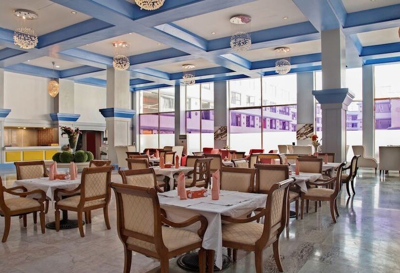 Treebo Tryst Royal Palm