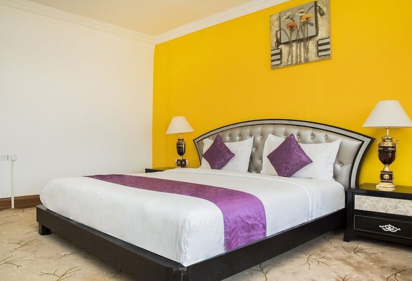 Treebo Tryst Royal Palm