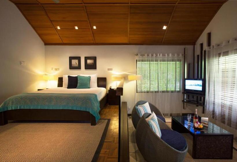 Resort Velassaru Maldives