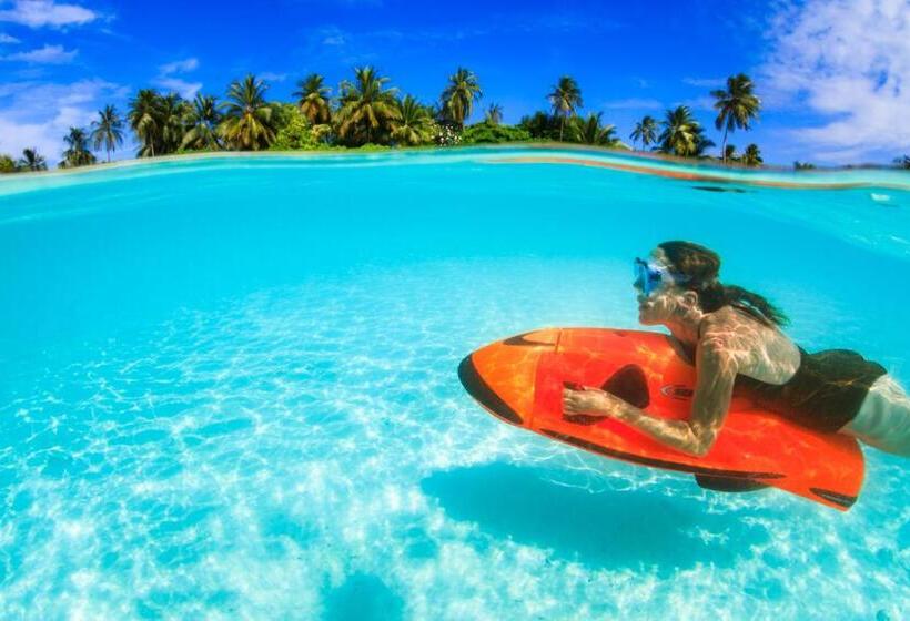 Resort Velassaru Maldives