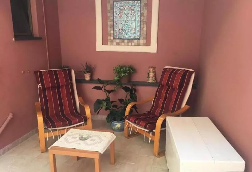 B&b Juighissa Leonora