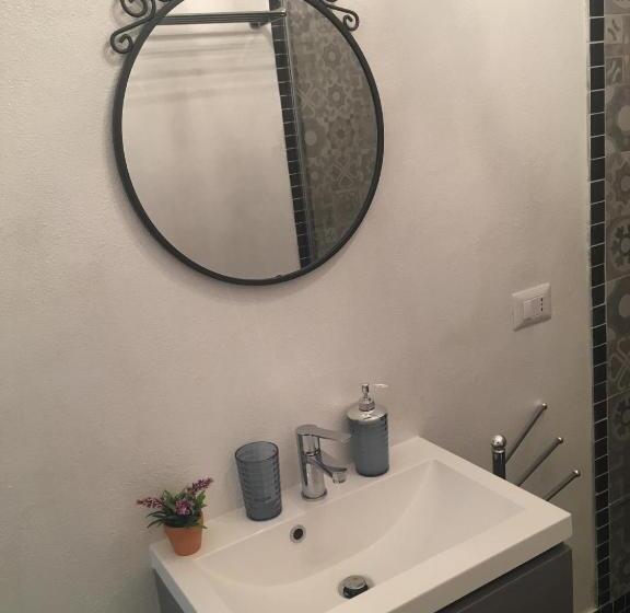 B&b Juighissa Leonora