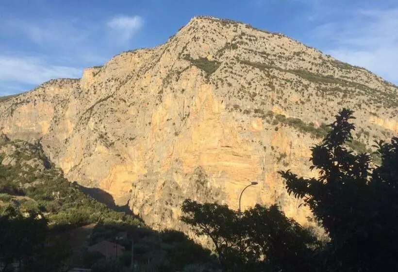 Aamiaismajoitus (B&B) Ka Suporti