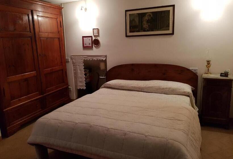 膳宿费 B&b La Rocca