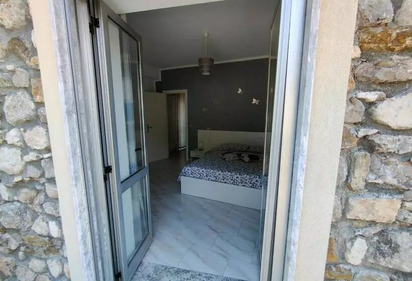 Bed And Breakfast Champagne