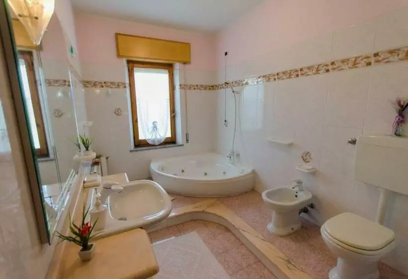 Aamiaismajoitus (B&B) Vacanze A Loceri