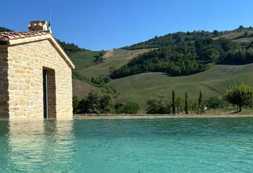 Hotelli Panfilo Farmhouse