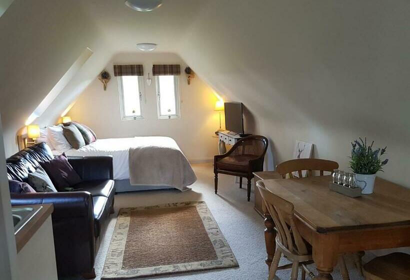 פנסיון The Barn Tarporley