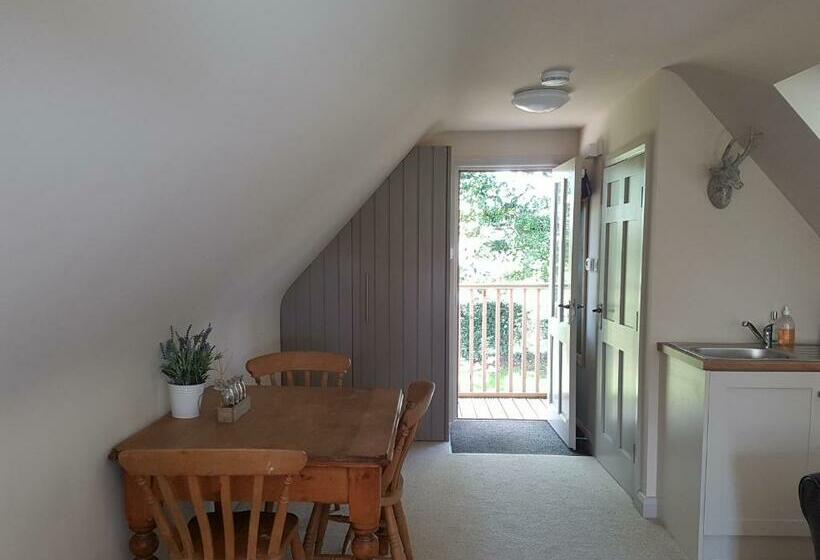 פנסיון The Barn Tarporley