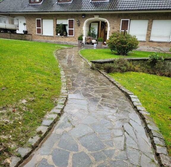 צימר Cosy Rooms Party Villa