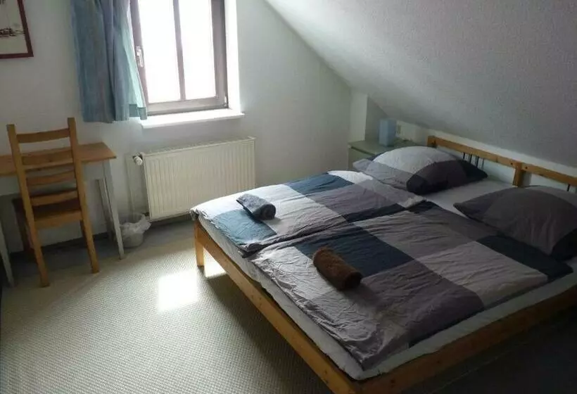 404 Hostel