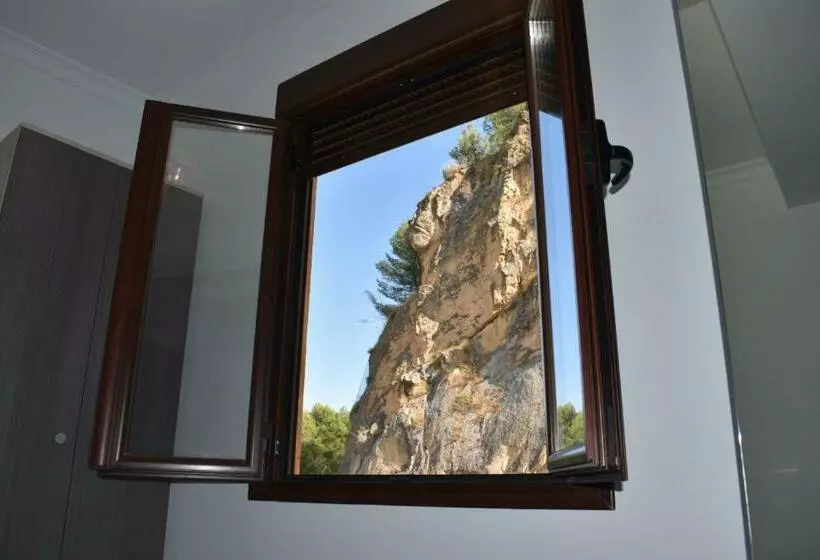 Retkeilymaja Iznájar Suites