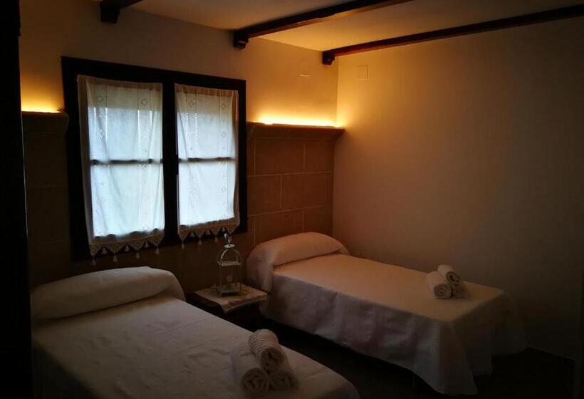 فندق صغير La Pension Del Parador