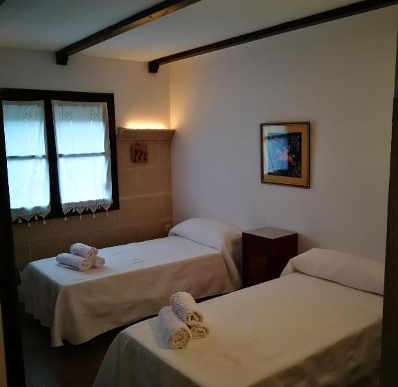 فندق صغير La Pension Del Parador