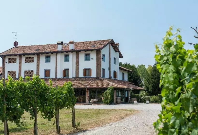 Aamiaismajoitus (B&B) Agriturismo Cjasal Di Pition