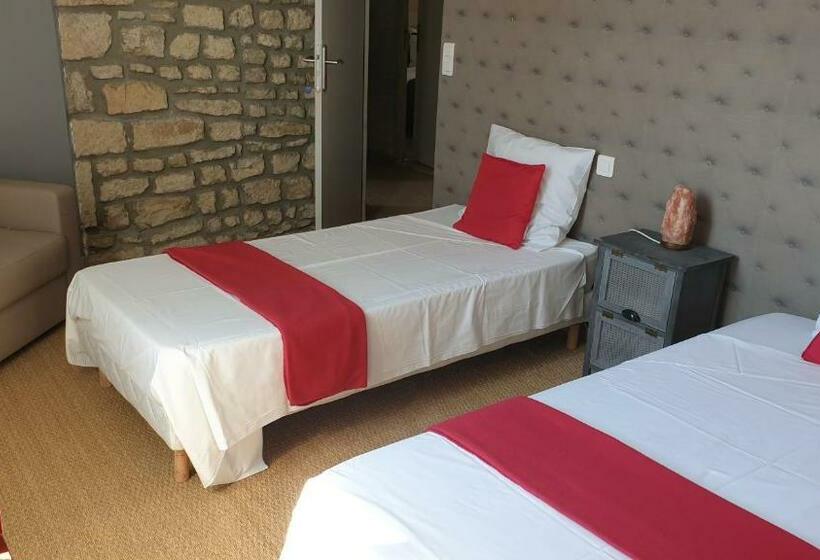 مبيت وإفطار De Passage Chez Lili