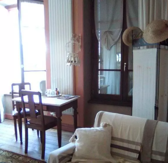 ベッドアンドブレックファースト La Ganse Blanche