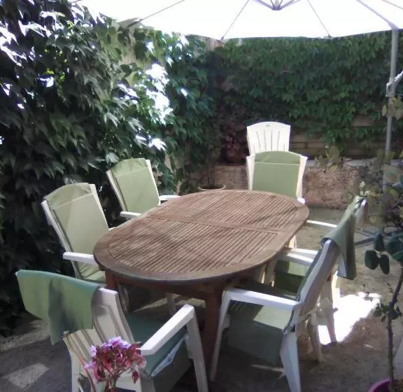 ベッドアンドブレックファースト La Ganse Blanche