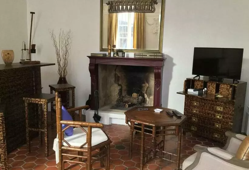 Aamiaismajoitus (B&B) Maison De Village Novissime