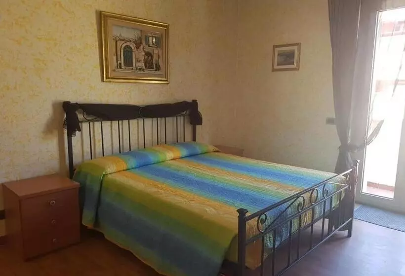 ベッドアンドブレックファースト Mirella S House Viaverona