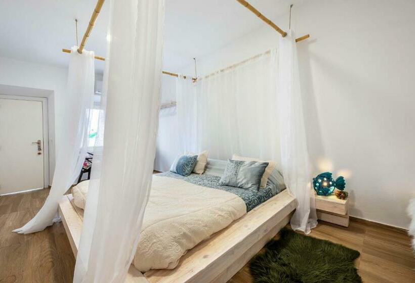 Bed and Breakfast O Quintal Guesthouse