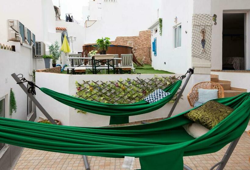 Bed and Breakfast O Quintal Guesthouse