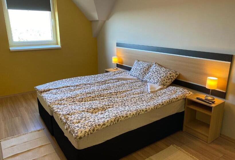 민박 Rómahegy Rendezvényház